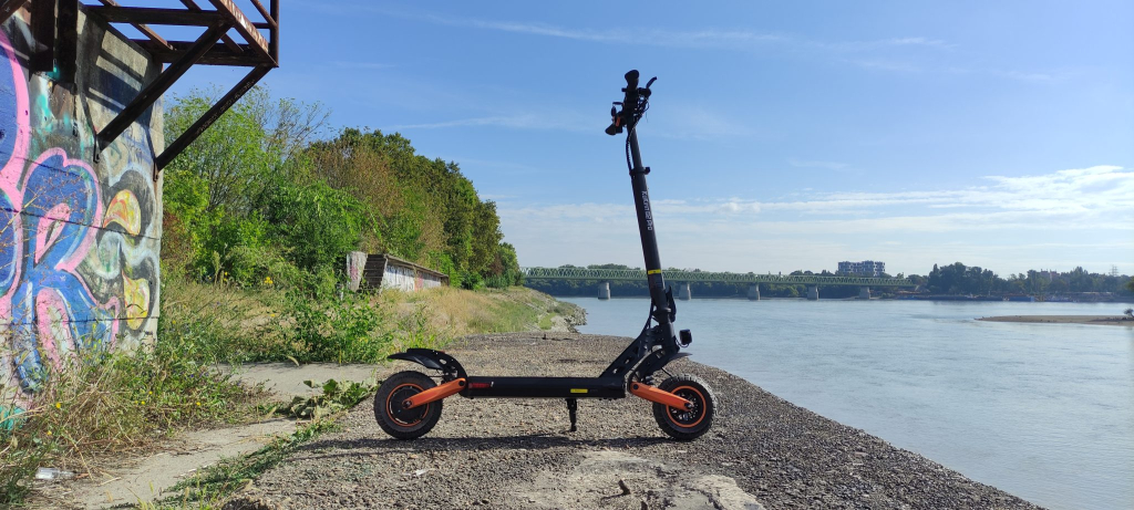 Kukirin Scooter