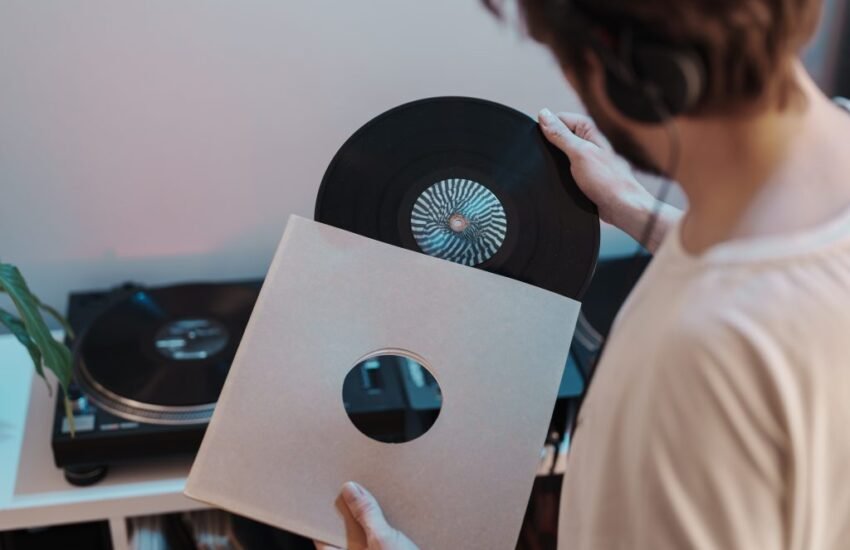 Online Vinyl Stores
